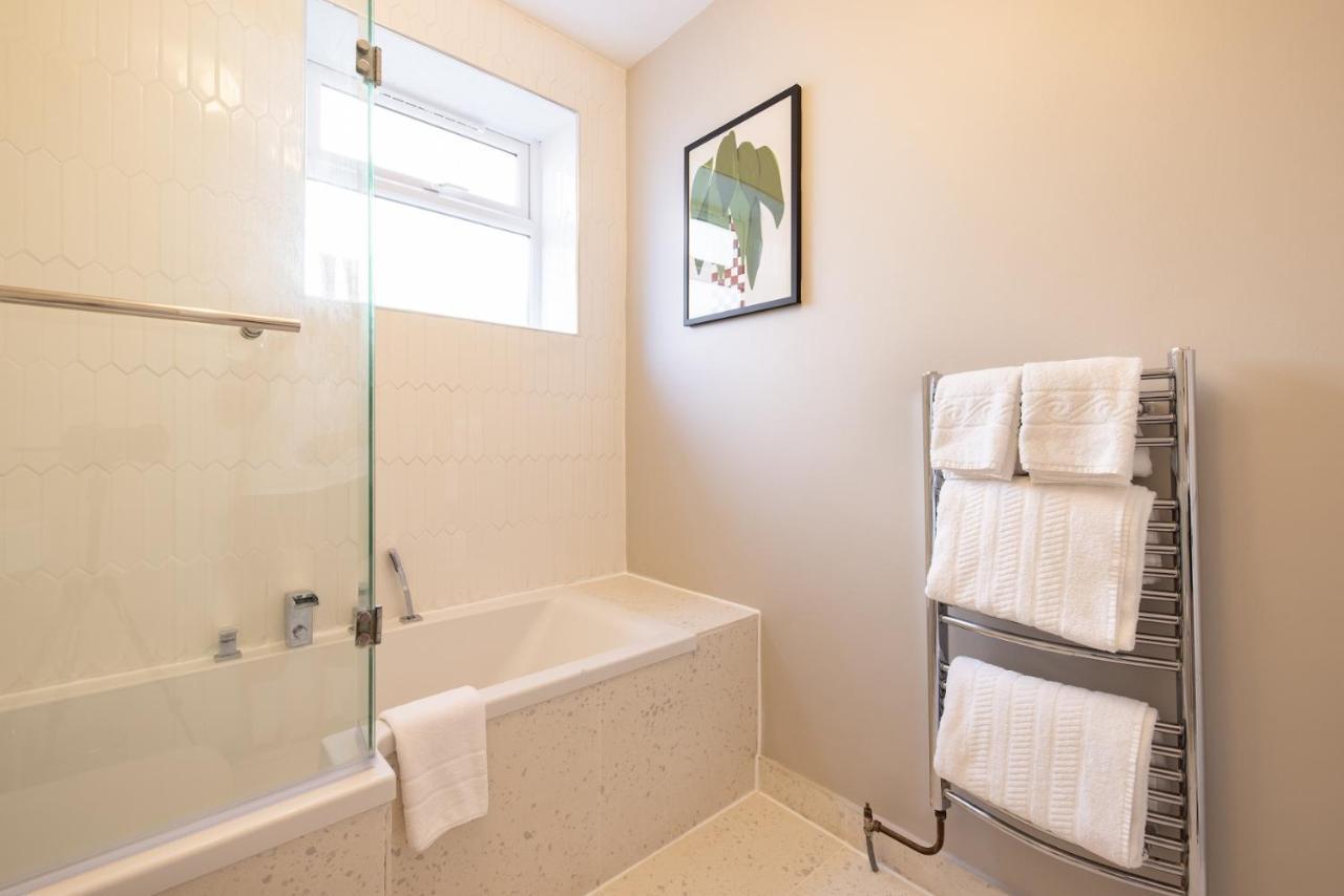 The Fulham Bolthole - Beckoning 2bdr Flat With Garden Apartment *